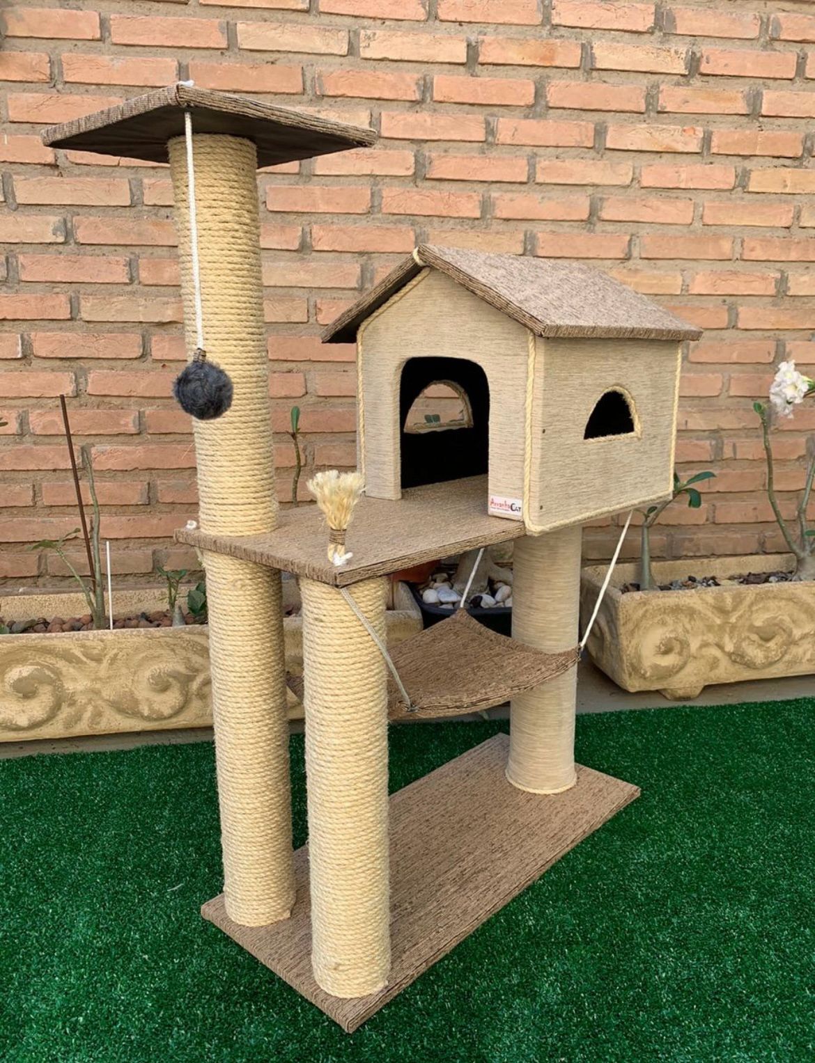 Arranhador Casinha com Rede