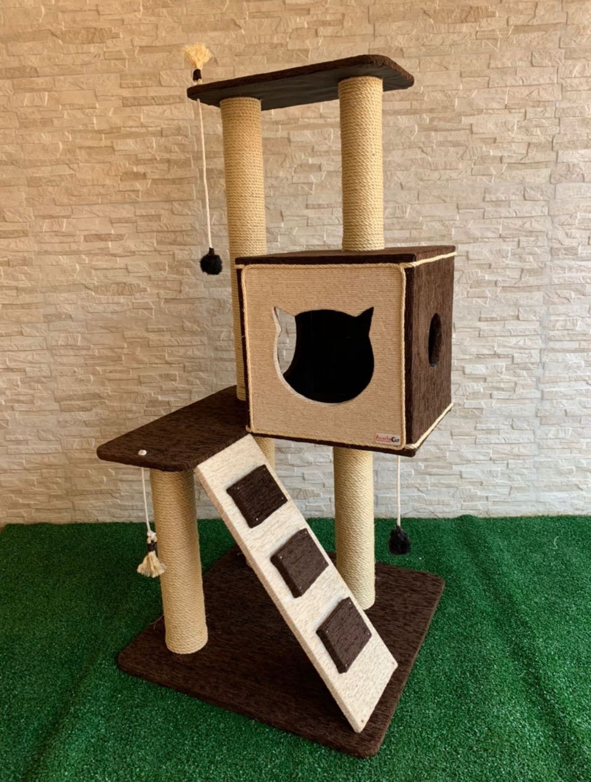 Arranhador Casinha Torre com Escada – Marrom